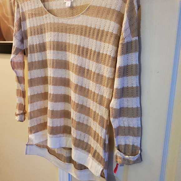 NWT Xhiliration Lightweight Striped Hi/lo Sweater, Size medium - Picture 10 of 11